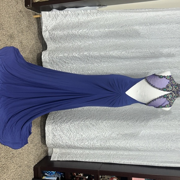 PURPLE SHERI HILL PROM DRESS - Picture 6 of 16